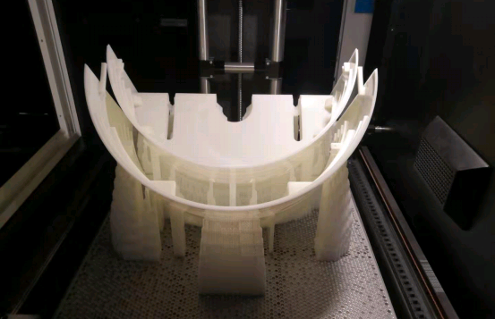 為什么要選擇SLA 3D打印機(jī)？使用SLA 3D打印機(jī)的好處有哪些？